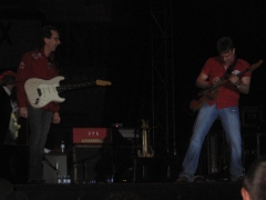 Guitar Faceoff - Stephane Shows his Stuff